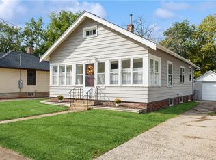 3220 SW 13th St, Des Moines, IA 50315