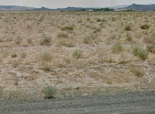 5840 Railroad St, Silver Springs, NV 89429