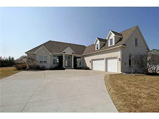 8025 Stitt Rd photo 1