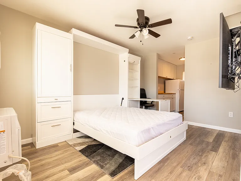 251 S Tehama St #14 — Photo 1