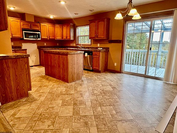 5th image of 112 Van Mar Ln