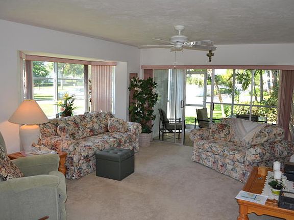 2nd image of 1 Garden St APT 108L