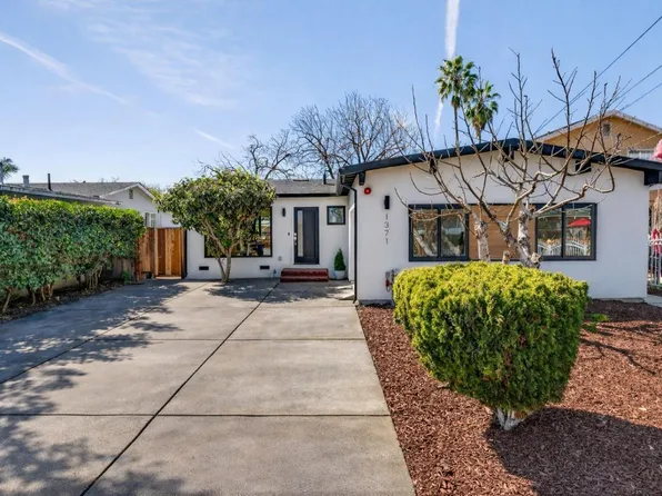1371 Camellia Dr, East Palo Alto, CA 94303