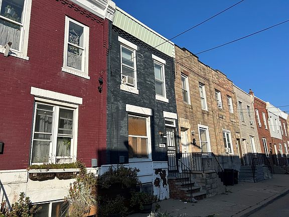2nd image of 1550 S Dover St