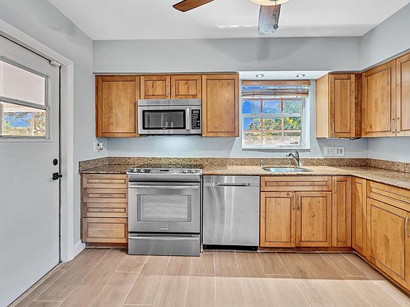 4th image of 900 NE 147th Street