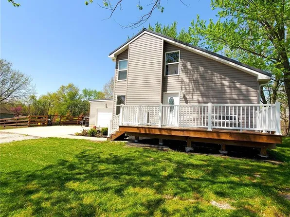 519 Parklane Dr, Saint Clair, MO 63077