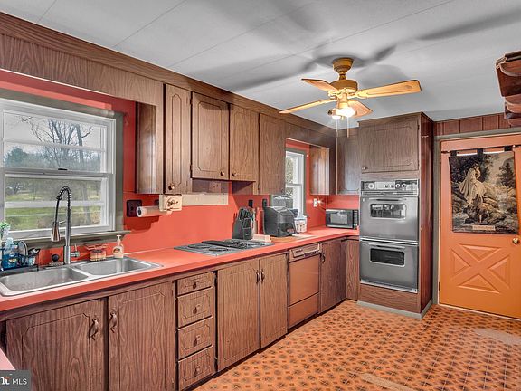2nd image of 61 McElwee Rd