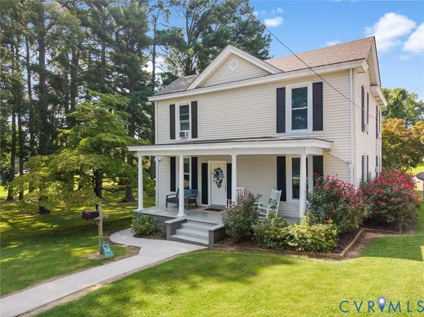 100 Indian Oak Ave, Crewe, VA 23930