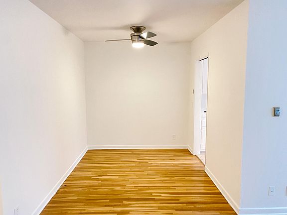 4th image of 1523 S Holt Ave #1
