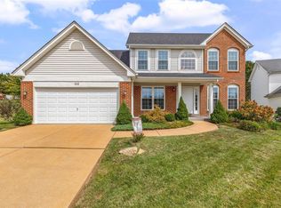 100 Autumn Oaks Ct, Imperial, MO 63052