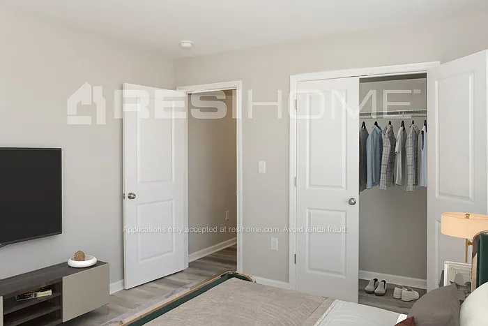 117 London Calvin Way — Photo 10