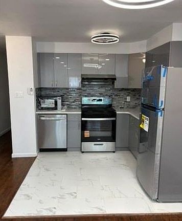 5th image of 56 Whitaker Pl #2