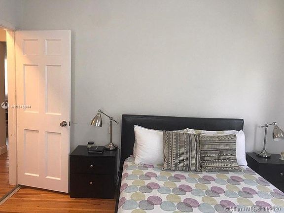 3rd image of 1320 15th St APT 3