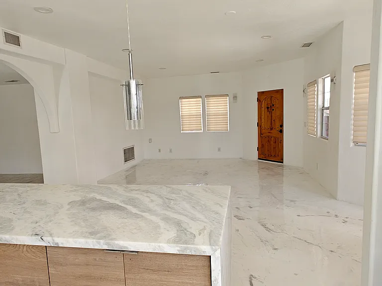495 Telford Ln — Photo 14