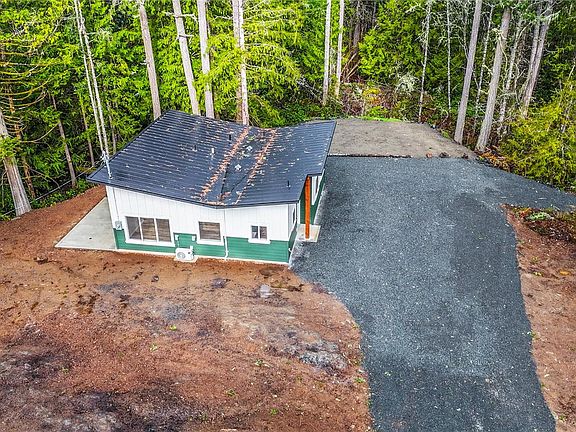 3rd image of 2440 Carpenter Rd