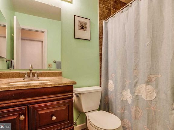 4th image of 10513 Hillary Ct