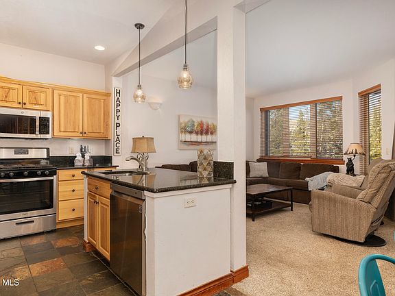 3rd image of 668 Telemark Court