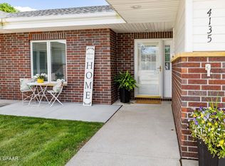 4135 Lark Cir, Grand Forks, ND 58201