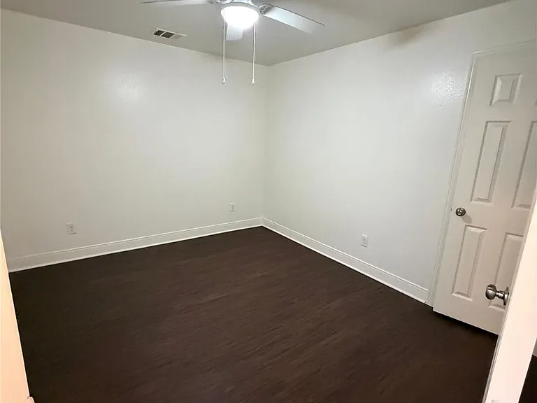 146 Mauna Kea Ln #B — Photo 12