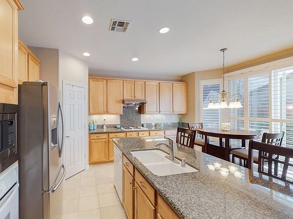 2nd image of 3336 Mas Amilos Way
