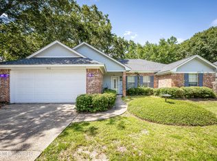9212 Barnacle Blvd, Ocean Springs, MS 39564