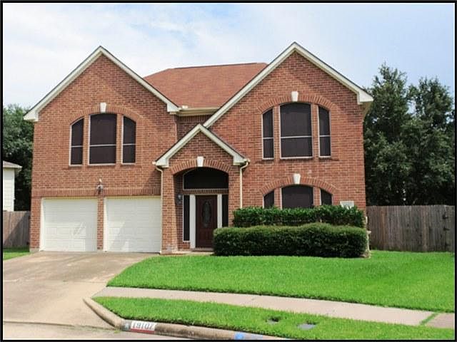 1st image of 19107 Mockingbird Valley Dr