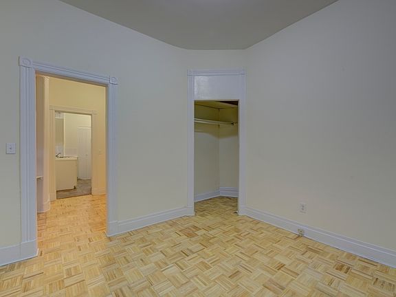 2nd image of 122 Macdougal St APT 3