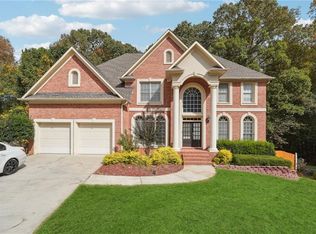 1420 Cresthaven Ln, Lawrenceville, GA 30043