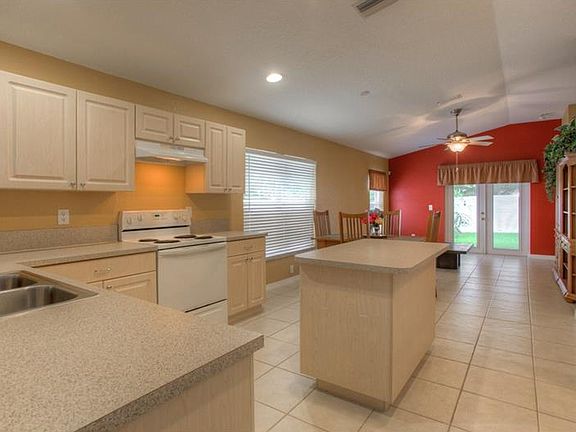 5th image of 11641 Crest Creek Dr