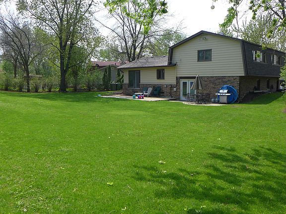5th image of 6116 Laura Ln