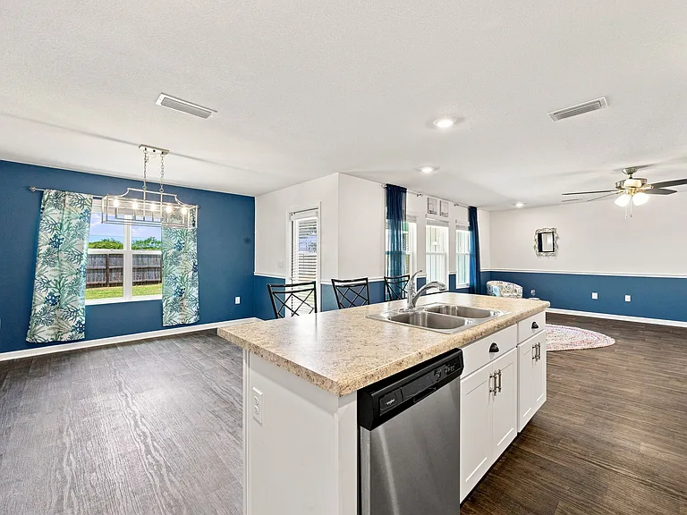 14709 Dalton Cir — Photo 9