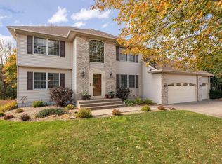 4877 Cumberland St, Shoreview, MN 55126