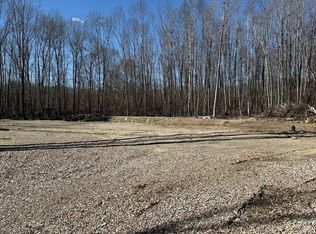 1011 Thresher Rd, Hardwick, MA 01037