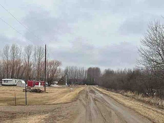 3rd image of 6325 Bayview Dr NW