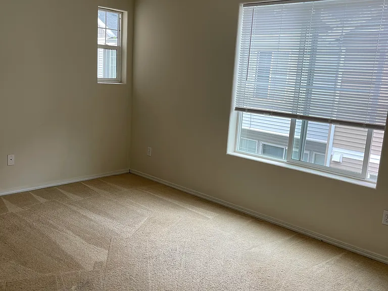 8626 SE Lafayette St #2 — Photo 20