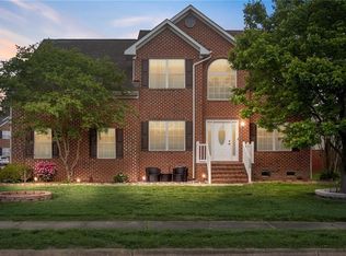 528 Dorothy Ct, Chesapeake, VA 23323