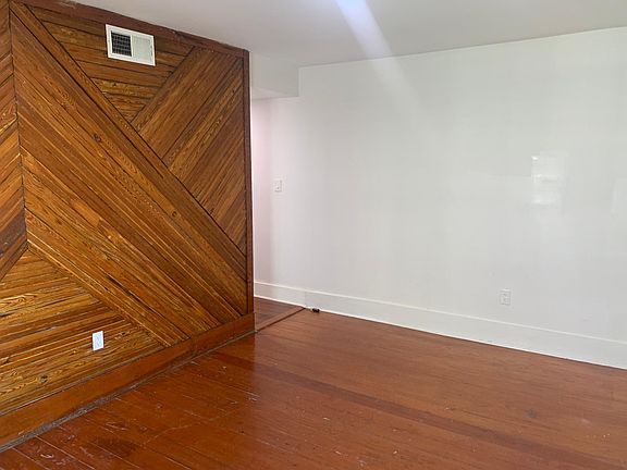 5th image of 1410 Terpsichore St #5