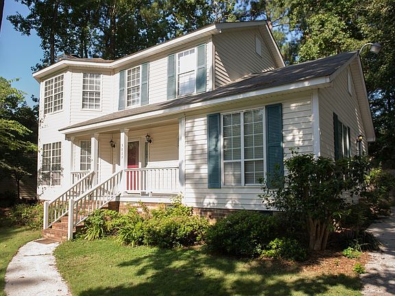2nd image of 3811 Villa Ln