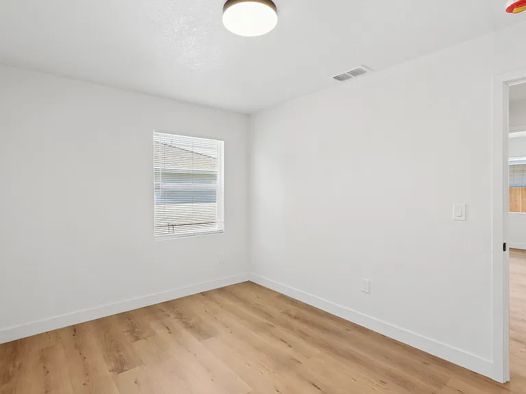 3821 15th Ave — Photo 25