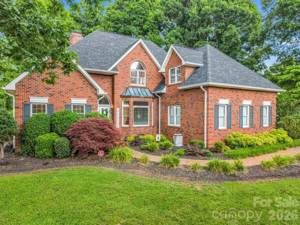 101 Spindle Dr, Maiden, NC 28650
