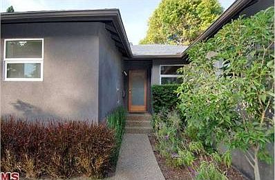 3rd image of 3993 Clayton Ave