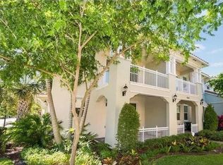 2945 Saint Thomas Dr, Hollywood, FL 33024