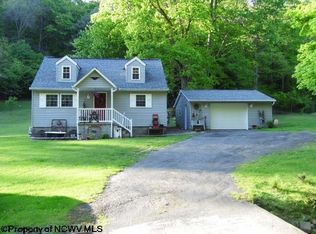 1211 Bunner Ridge Rd, Fairmont, WV 26554