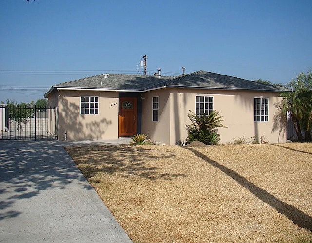 1st image of 5439 N Barranca Ave