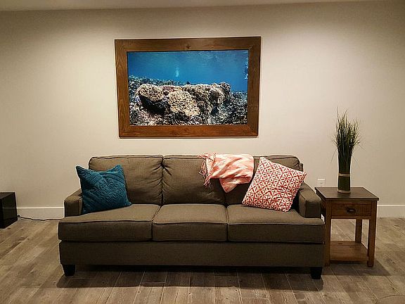 Unit B Living room