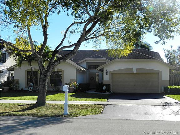 2nd image of 8900 SW 57th St