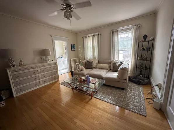 1277 Commonwealth Ave