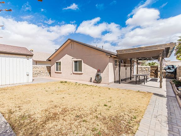 3rd image of 3601 Palm Grove Cir