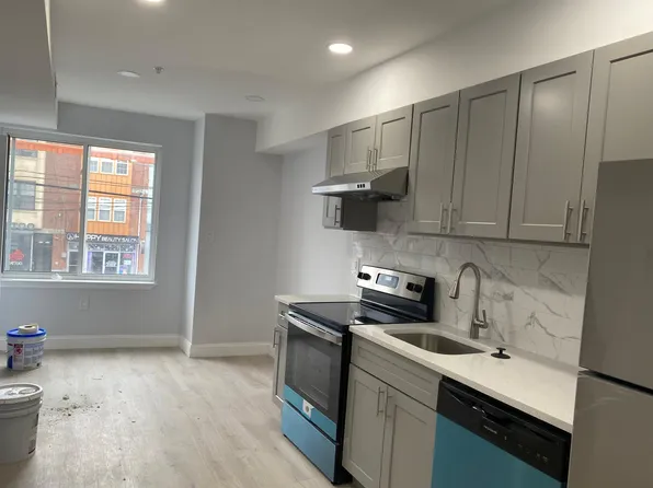 513 Washington Ave #2, Philadelphia, PA 19147