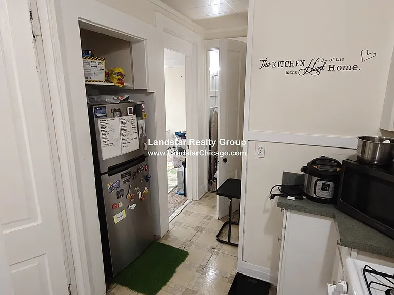 1233 Chicago Ave #11 — Photo 11